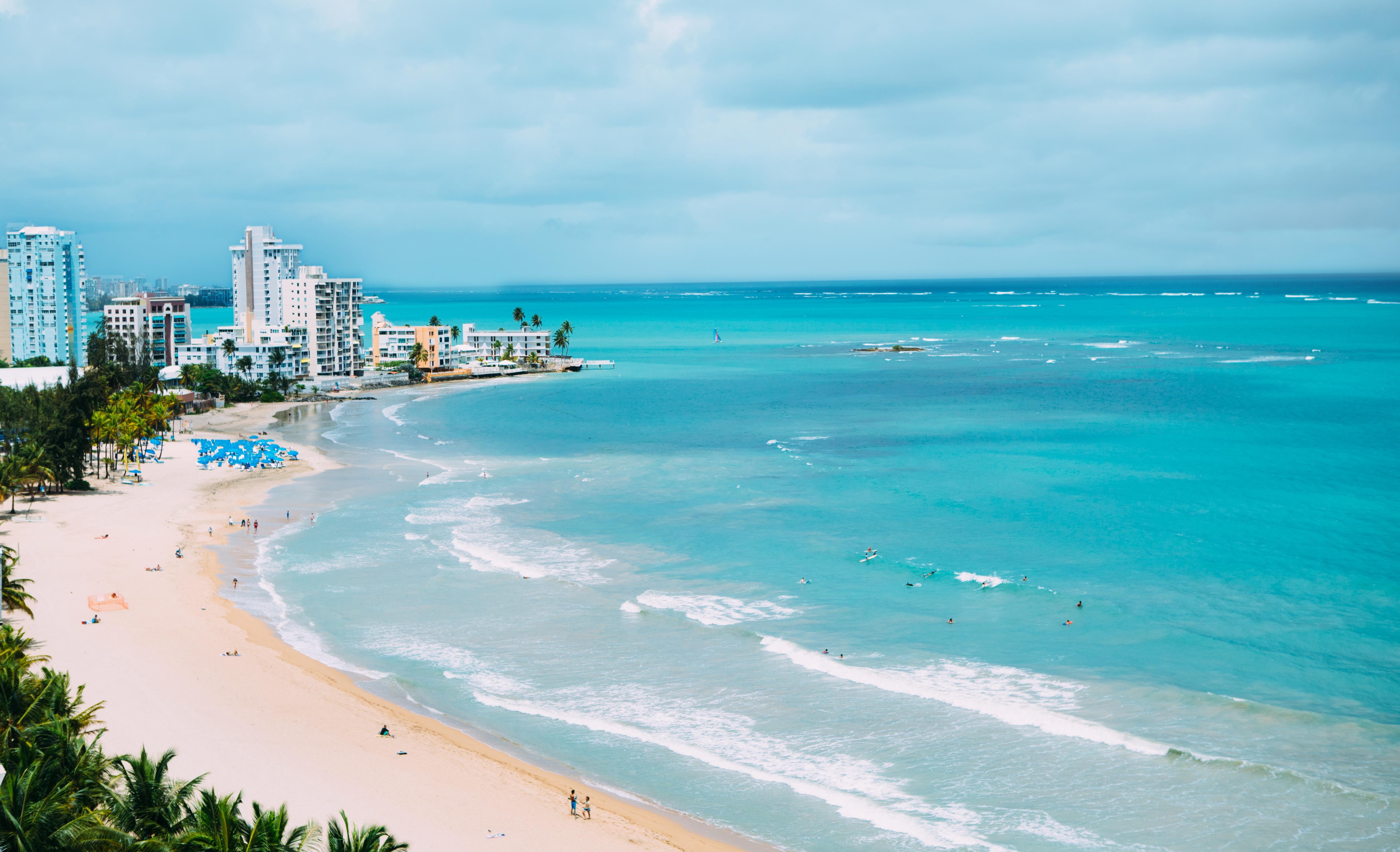 סן חואן Courtyard By Marriott Isla Verde Beach Resort מראה חיצוני תמונה