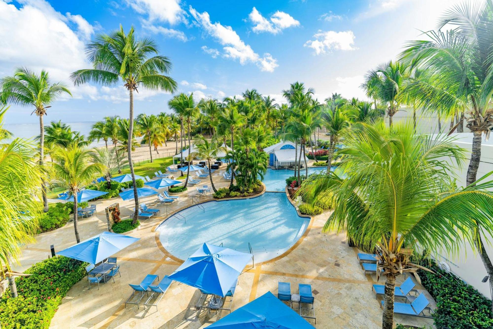 סן חואן Courtyard By Marriott Isla Verde Beach Resort מראה חיצוני תמונה