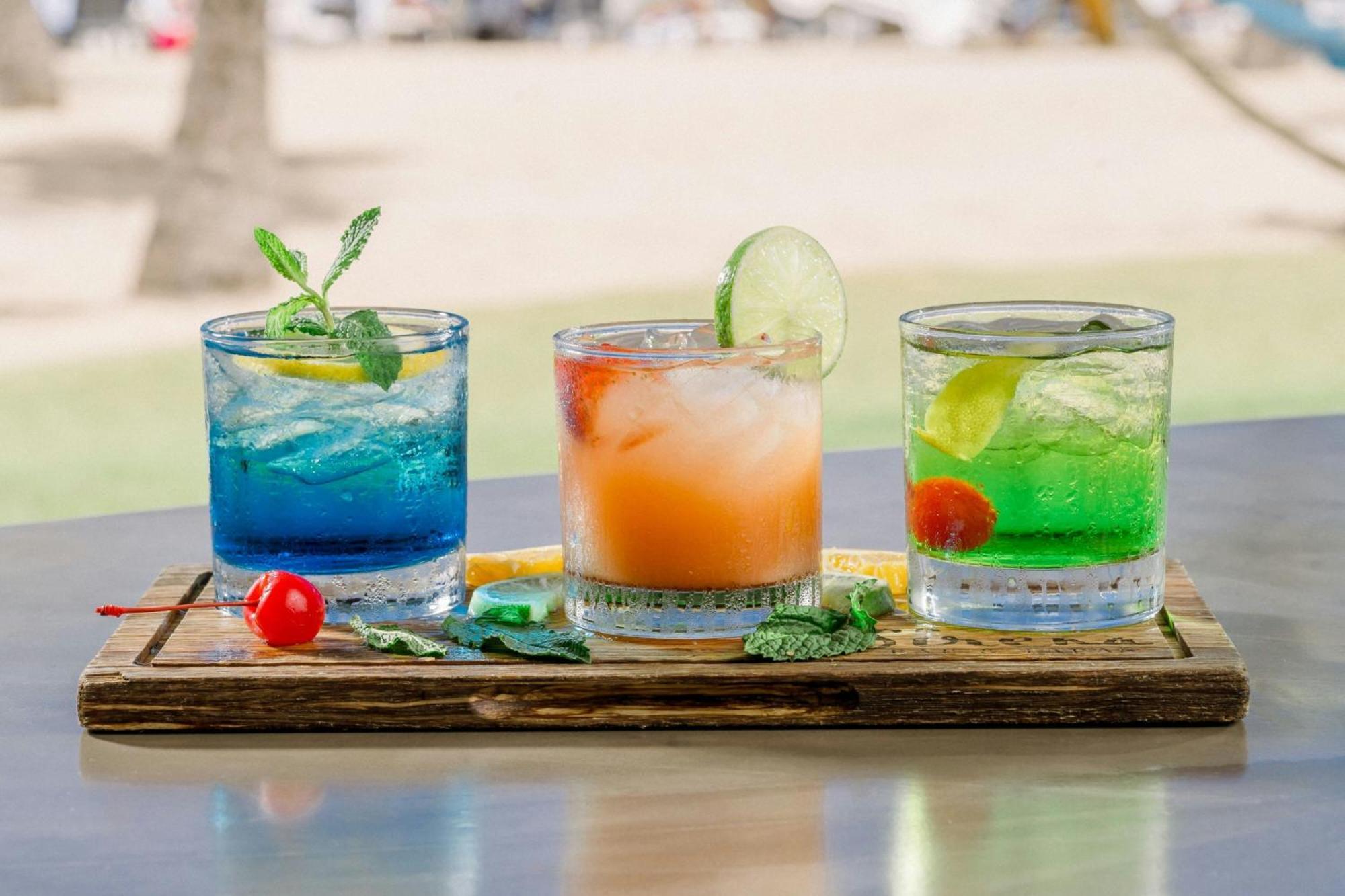 סן חואן Courtyard By Marriott Isla Verde Beach Resort מראה חיצוני תמונה