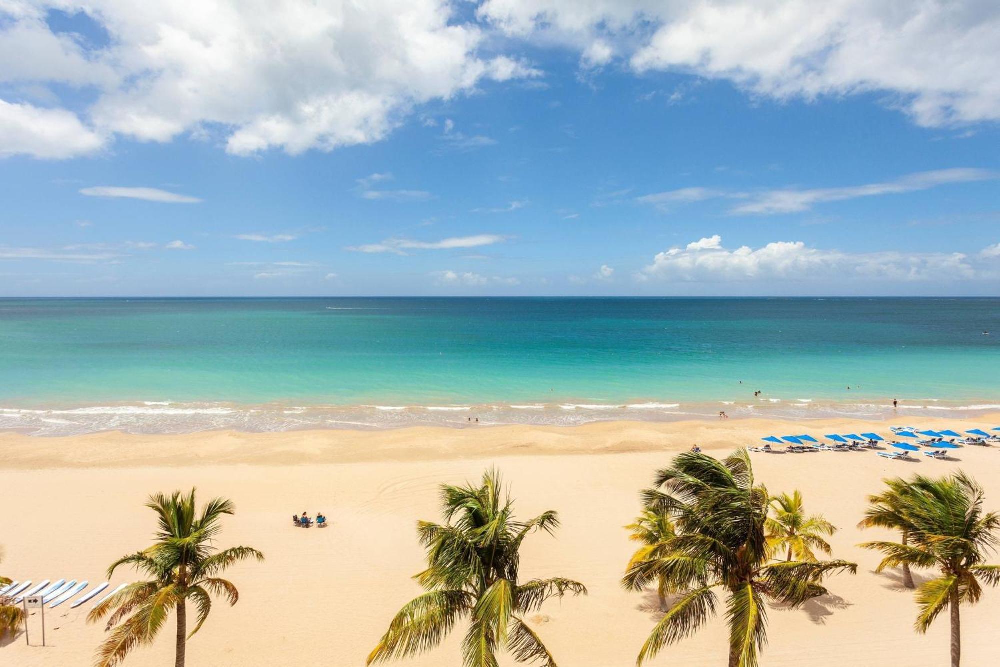 סן חואן Courtyard By Marriott Isla Verde Beach Resort מראה חיצוני תמונה