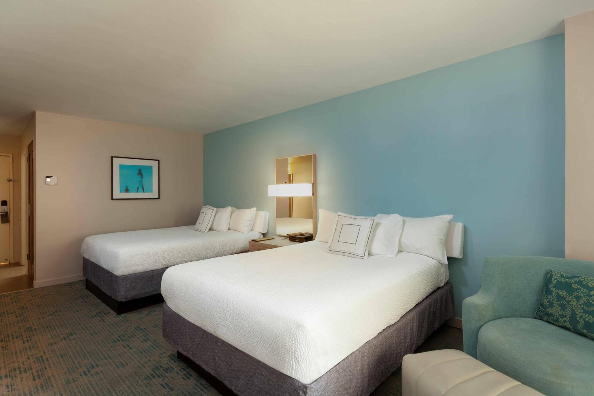 סן חואן Courtyard By Marriott Isla Verde Beach Resort מראה חיצוני תמונה